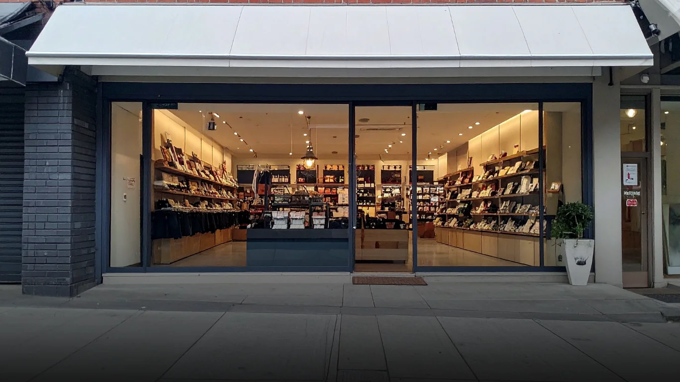 أسرار تصميم واجهات محلات تجذب العملاء من أول نظرة