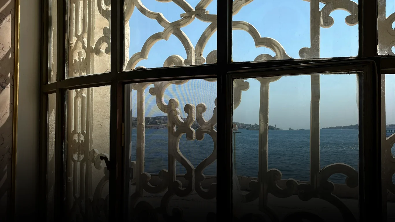 لماذا يعتبر حداد الكويت الخيار الأفضل لأعمال الحدادة الحديثة