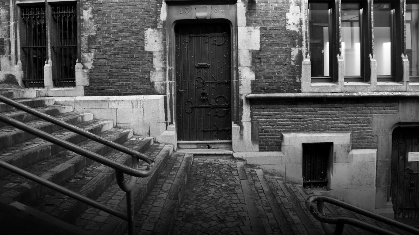 خدمات متكاملة من حداد العارضية لجميع المشاريع والمنازل